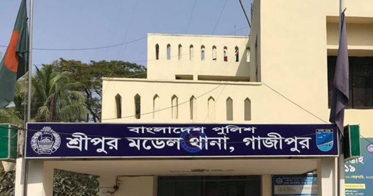 গাজীপুর শ্রীপুরে পুলিশ সদস্যের দায়ের কোপে কৃষকের কব্জি বিচ্ছিন্ন, আহত ৫