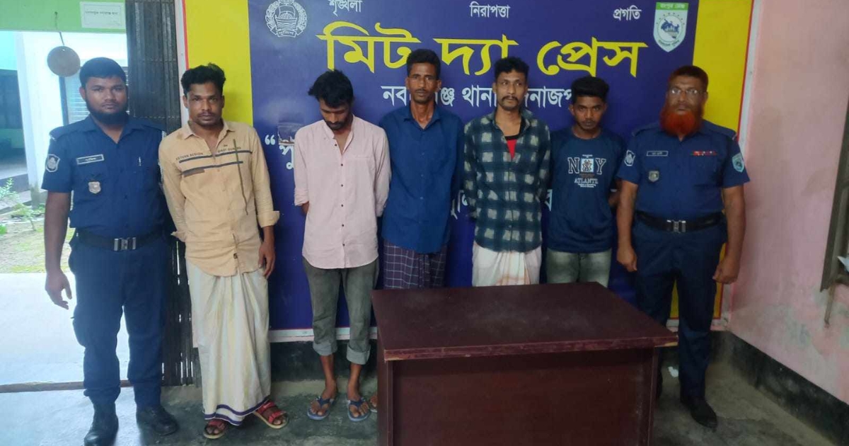 দিনাজপুরে ৬০০ পিচ ট্যাপেনটাডল ট্যাবলেটসহ ৬জন আটক