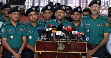 ঈদকে ঘিরে রাজধানীতে ৫০০ পেট্রোল টিম, নিরাপত্তা নিশ্চিতে প্রস্তুত : ডিএমপি কমিশনার