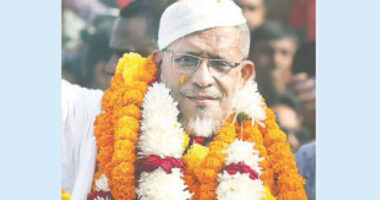 দীর্ঘ ১৭ বছর কারাভোগের পর গ্রামের বাড়িতে ঈদ করবেন বাবর