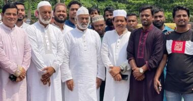 জুলাই-আগস্টের শহীদদের স্মরণে পশু কোরবানি দিলেন মঈন খান