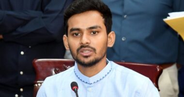 ৩৫ হাজার মানুষের পরিশ্রমে পরিচ্ছন্ন সব সিটি কর্পোরেশন : আসিফ মাহমুদ