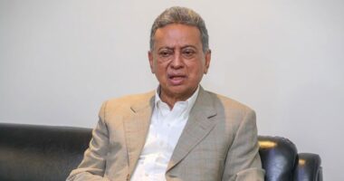 নির্বাচন ইস্যুতে নিরপেক্ষতা হারাচ্ছে সরকার : আমীর খসরু