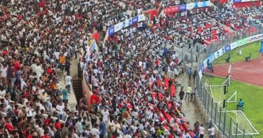 সব সম্ভবের দেশ হচ্ছে আমাদের বাংলাদেশ দুই লিটারের পানির বোতল বিক্রি হচ্ছে ৬০০ টাকায় !
