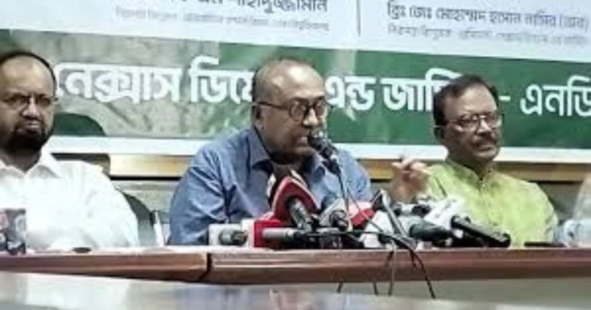 ড. ইউনূসকে এতদিন আমি পূজা করতাম, এখন তিনি অন্যদের হাতের পুতুলে পরিণত,আস্থা হারাচ্ছি : এম শাহীদুজ্জামান