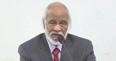 মানুষ পোলাও কোরমা খেতে চাই না,তারা ভোট চাই,না খেয়ে থাকলেও চলবে, : মঈন খান