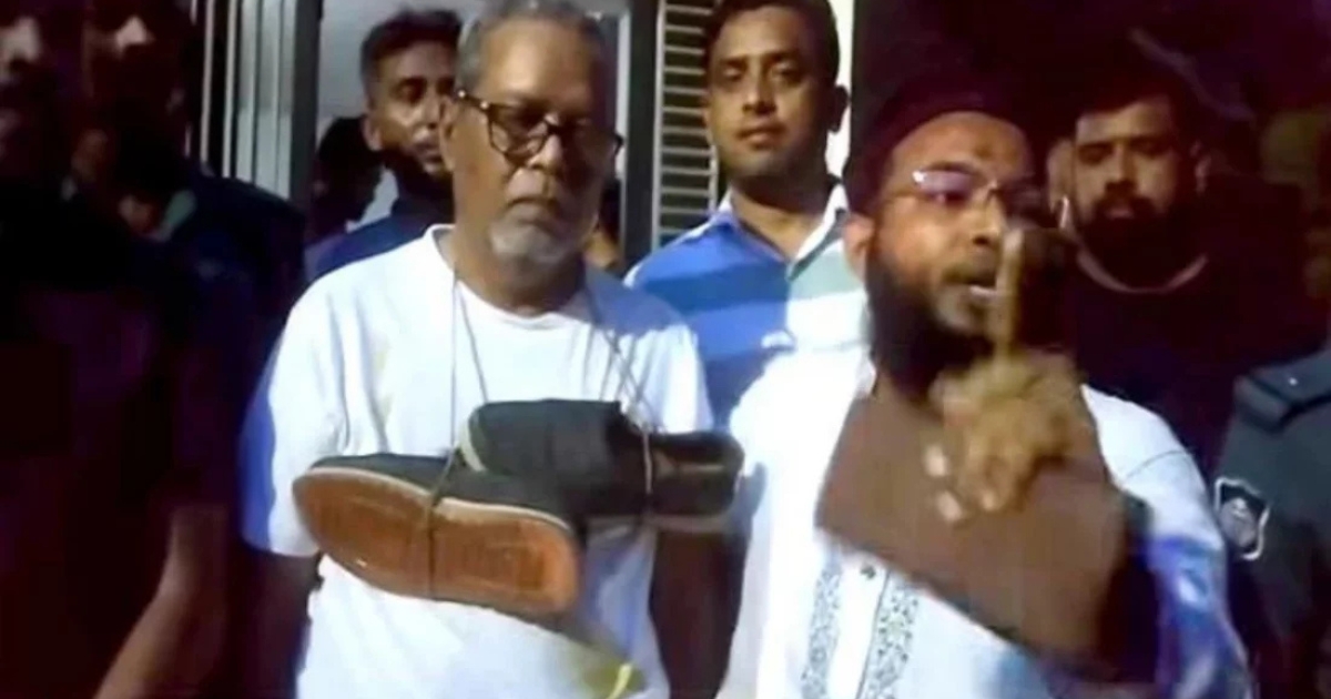 সাবেক সিইসি নুরুল হুদাকে ‘জুতার মালা’ দিয়ে পুলিশে সোপর্দ