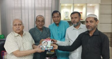 ইউজিসি চেয়ারম্যানের সঙ্গে শহীদ জিয়া গবেষণা পরিষদের সভাপতির সাক্ষাৎ