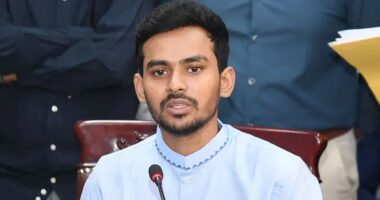 এত নোংরামি করার পরও গত দেড়মাসে একবারের জন্যও ভদ্রতার লাইন ক্রস করিনি : উপদেষ্টা আসিফ