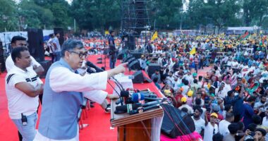 যারা পিআর পদ্ধতি চায় তারা নির্বাচন বানচাল করতে চায় : সালাহউদ্দিন আহমেদ