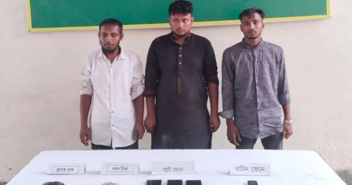 ‘সমন্বয়ক’ পরিচয়ে চাঁদাবাজি, সেনাবাহিনীর হাতে আটক ৩ যুবক