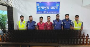সীমান্ত পথে মদ চোরাচালান, দুর্গাপুরে পুলিশের অভিযানে ধরা দুই চোরাকারবারি