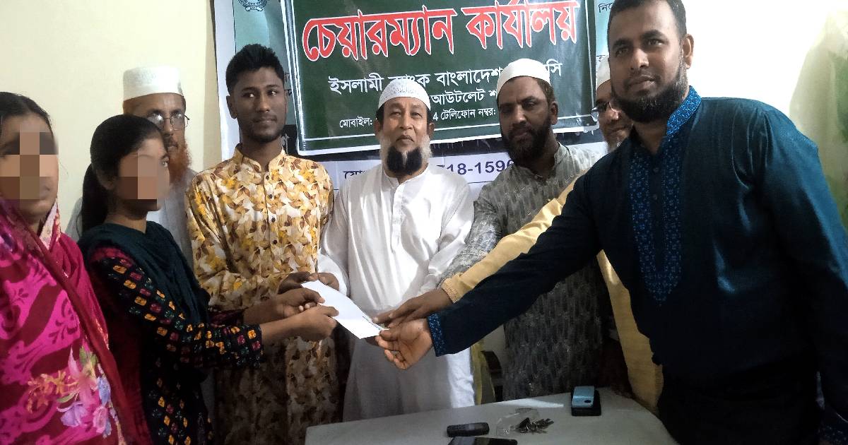 হিন্দু শিক্ষার্থীকে বিশ্ববিদ্যালয়ে ভর্তি হতে অনুদান সংগ্রহ করে দিল-ছাত্রশিবির
