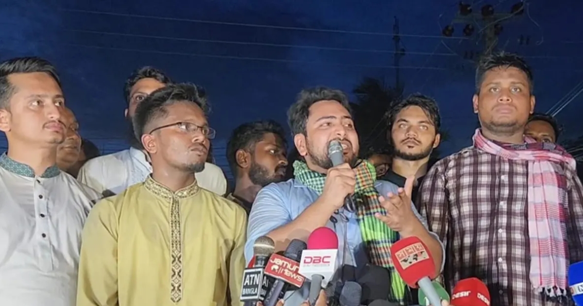 একদলের পরিবর্তে আরেক দলের ফ্যাসিস্ট হয়ে ওঠার জন্য রাজপথে ছাত্র-জনতা রক্ত দেয়নি : নাহিদ ইসলাম