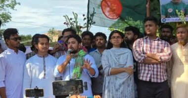 এনসিপি কি ‘মব’ দিয়ে প্রভাব বিস্তার করতে চায়?