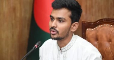 জুলাইয়ে শহীদ হতে না পারা আমার জন্য আফসোসের : আসিফ মাহমুদ