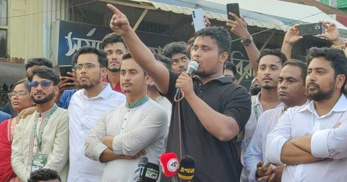 মুজিবের বুকে দাঁড়িয়ে মুজিববাদ মুর্দাবাদ বলেছি,যতবার মারবে,ততবার জন্ম নেবো : হাসনাত