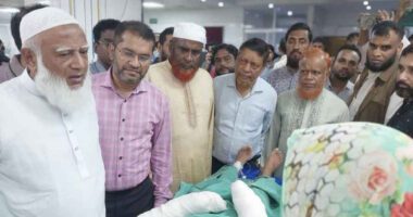 আহতদের দেখতে বার্ন ইনস্টিটিউটে জামায়াতের আমির