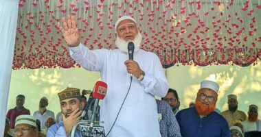 ভিক্ষুকের মানসিকতা নিয়ে রাজনীতিতে আসবেন না : ডা. শফিকুর রহমান