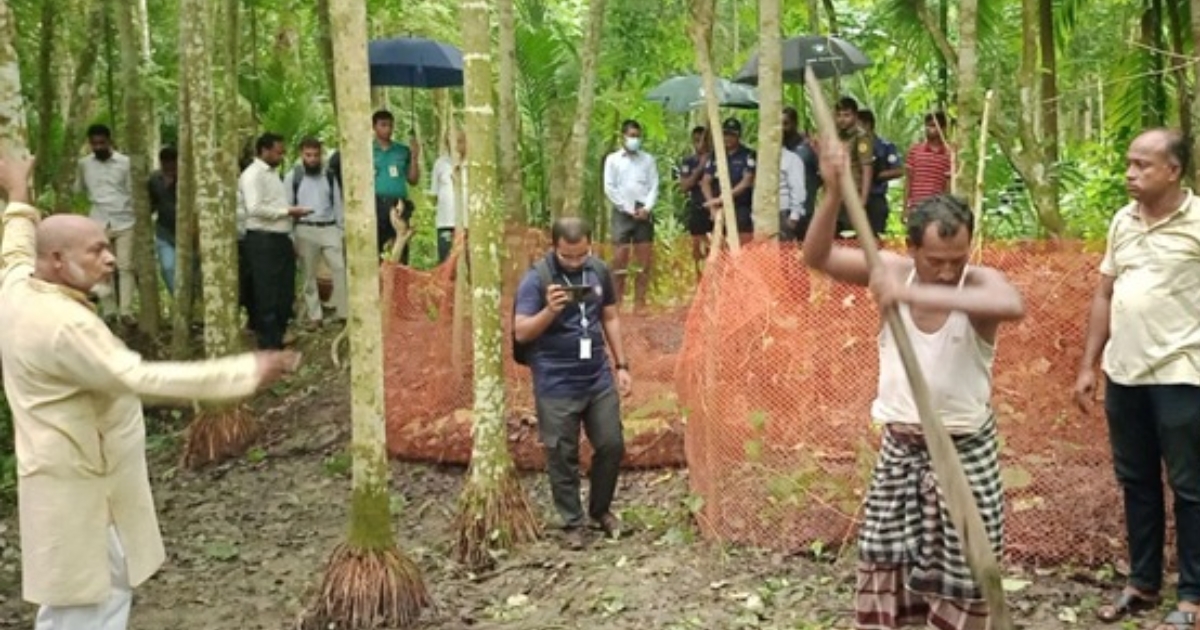 ১৪ বছর পর উত্তোলন হলো ব্যবসায়ী মুরাদের লাশ : গুম ও গুপ্ত হত্যার অভিযোগে ডিএনএ সংগ্রহ