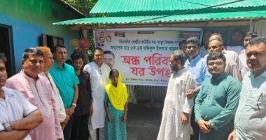 দৃষ্টিপ্রতিবন্ধী পরিবারকে নতুন ঘর উপহার দিল বিএনপি নেতা ডা. রফিকুল ইসলাম বাচ্চু