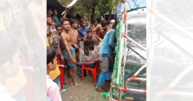 গলাচিপায় মাছধরার ট্রলারে আগুনে পুড়ে অগ্নিদগ্ধ-৫