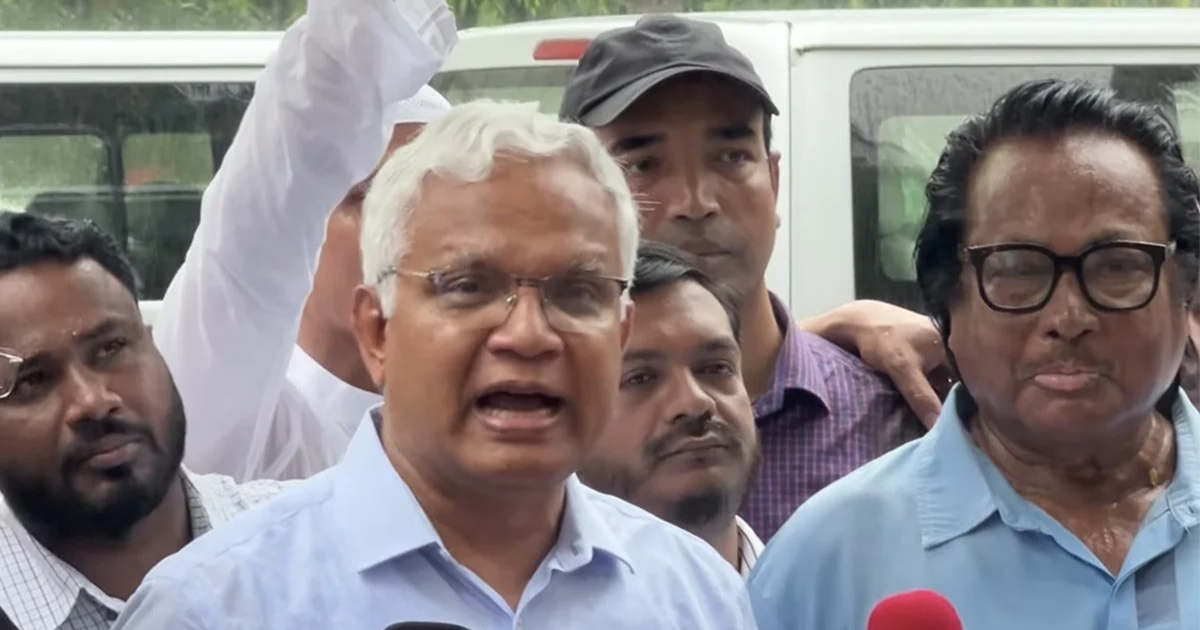 আইনশৃঙ্খলা অবনতির মাধ্যমে নির্বাচন পেছানোর ষড়যন্ত্র চলছে : ডা. জাহিদ