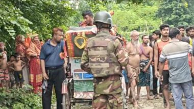 বগুড়ায় খাল থেকে মিললো ৪টি হাতবোমা