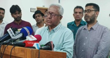 নির্বাচন কমিশনের মেরুদণ্ড আছে বলেই সোজা হয়ে দাঁড়িয়ে আছে : সচিব