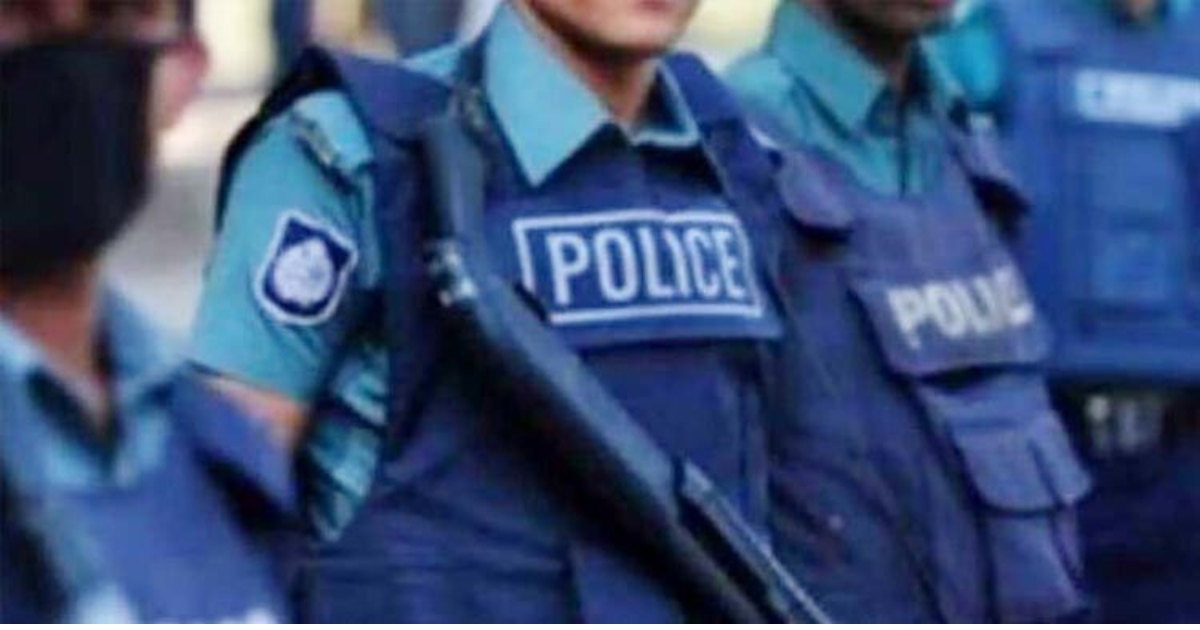 একযোগে ৭৬ পুলিশ কর্মকর্তাকে বদলি