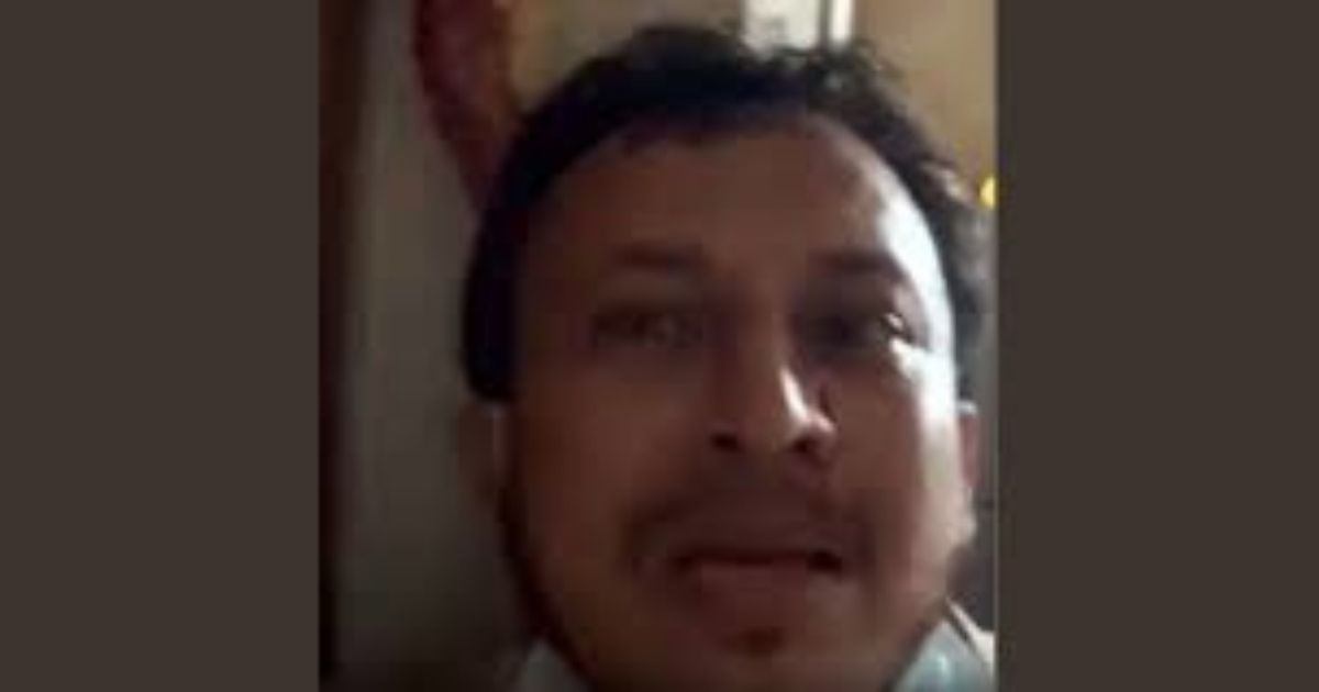 বিএনপির হারুনকে চাঁদা দিই নাই, আমাকে মারছে, চিকিৎসকের বাঁচানোর আর্তনাদ
