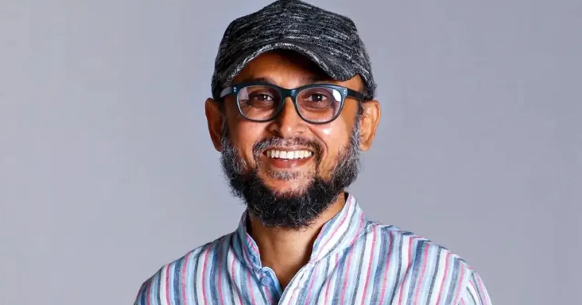 হঠাৎ অসুস্থ সংস্কৃতিবিষয়ক উপদেষ্টা, এয়ার অ্যাম্বুলেন্সে ঢাকায় প্রেরণ