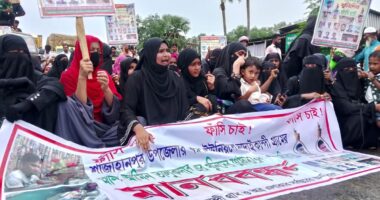 বগুড়ার শাজাহানপুরে আলামিন হত্যার বিচারের দাবিতে সড়ক অবরোধ