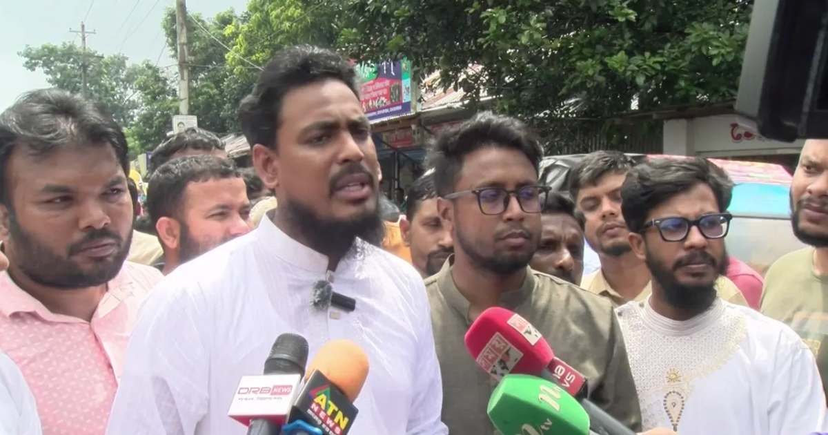 গণপরিষদ নির্বাচনের ব্যাপারে সরকারকে একা সিদ্ধান্তে আসতে হবে: আখতার হোসেন