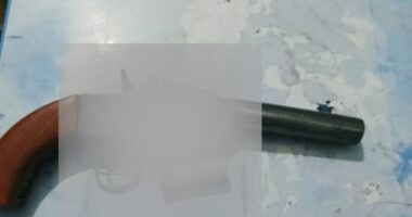 গোপালগঞ্জে যৌথবাহিনীর অভিযানে বিএনপি নেতার বাসা থেকে অস্ত্র ও গুলি উ'দ্ধার