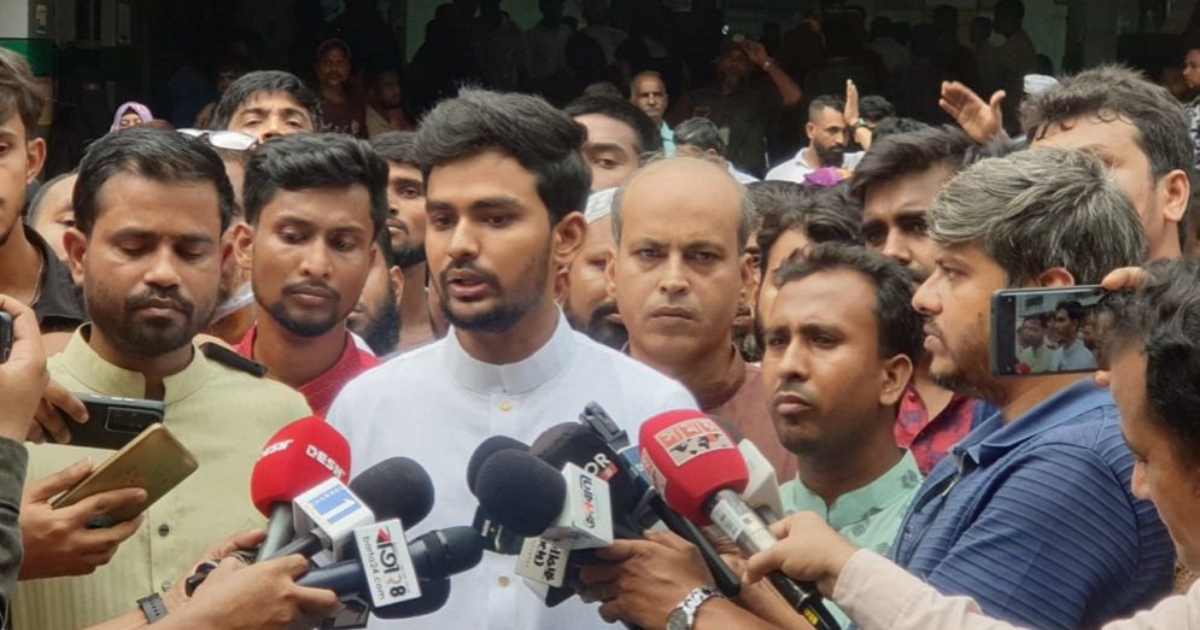জাতীয় পার্টির ভেতর দিয়ে আ.লীগকে ফেরানোর পরিকল্পনা চলছে : উপদেষ্টা আসিফ