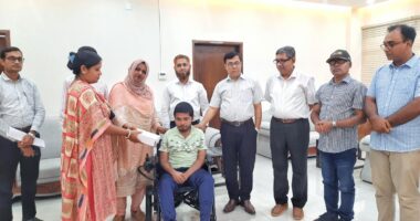 ইলেকট্রিক হুইল চেয়ারে নতুন আশার পথচলা তীর্থর