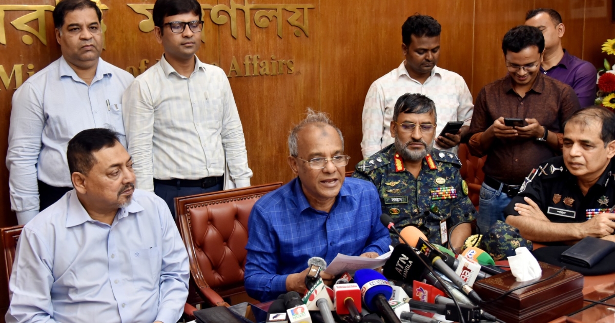 ডাকসু নির্বাচন জাতীয় নির্বাচনের মডেল হিসেবে বিবেচিত হবে : স্বরাষ্ট্র উপদেষ্টা