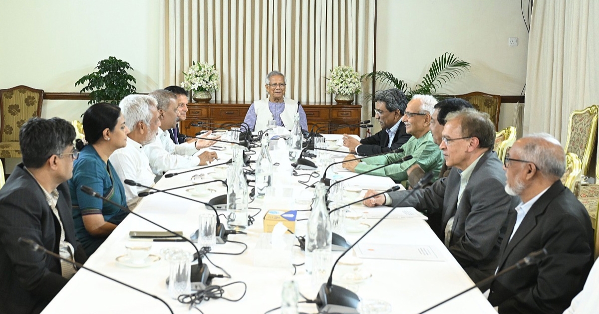 ফেব্রুয়ারির প্রথমার্ধে নির্বাচনের কোন বিকল্প আমাদের হাতে নেই : প্রধান উপদেষ্টা