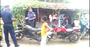 নেত্রকোনায় খুনের মীমাংসার টাকা না দেওয়া সংঘর্ষ, নারী সহ আহত অর্ধশত