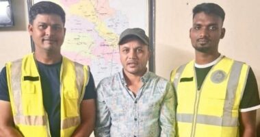 গ্রেপ্তার এড়াতে শ্রমিক সেজে লুকিয়েও শেষ রক্ষা হলো না ছাত্রলীগ নেতার