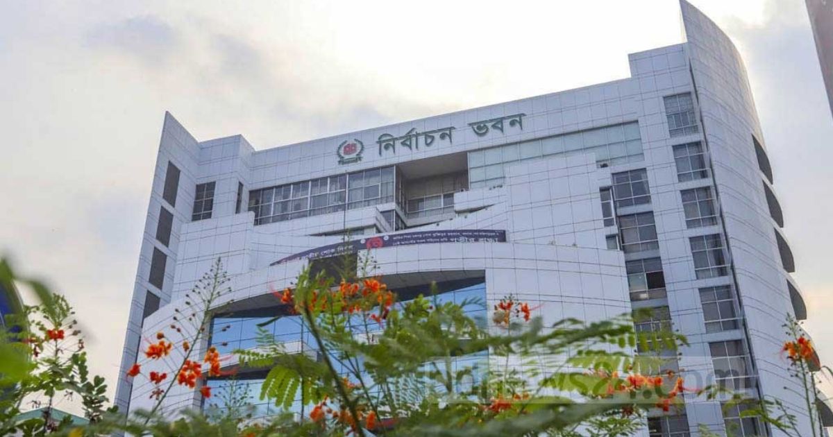 আচরণবিধি: পোস্টারহীন ভোটে ২০টির বেশি বিলবোর্ড নয়