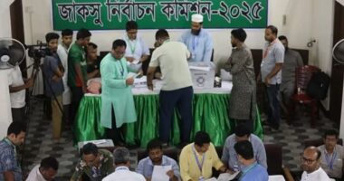 জাকসু নির্বাচন: এখনো চলছে ভোট গণনা