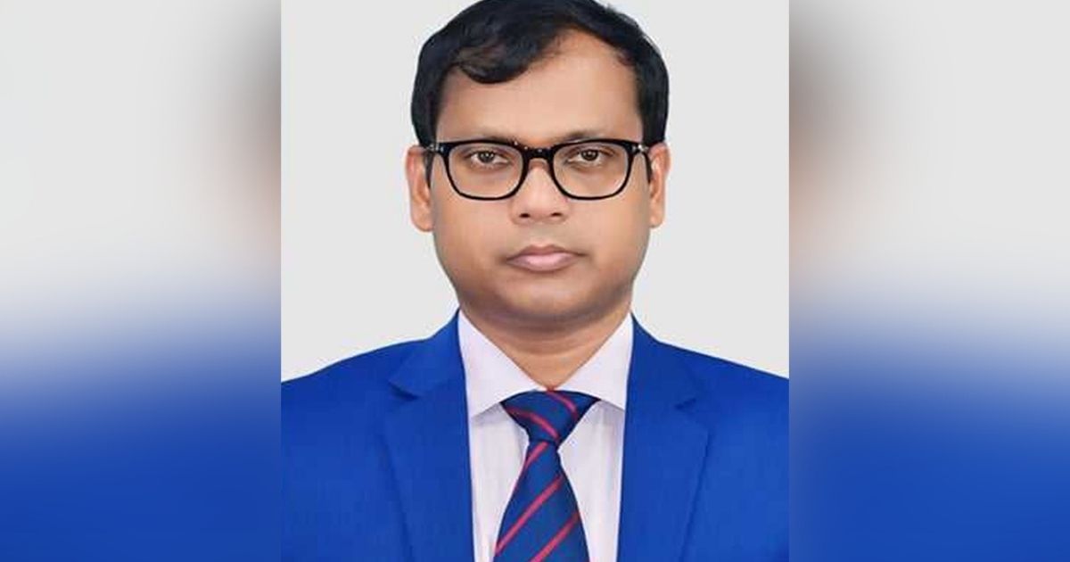 যে কারণে শোকজ করা হয় সিলেটের ডিসি সারওয়ার আলমকে