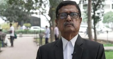 ঢাবি শিক্ষার্থীদেরকে বিক্রি হয়ে যাওয়া মস্তিষ্ক’, ‘দাসী’, ‘পশ্চাদপদ’ এমন মন্তব্যে ফজলুরকে নিঃশর্ত ক্ষমা চাইতে হবে, ডাকসু