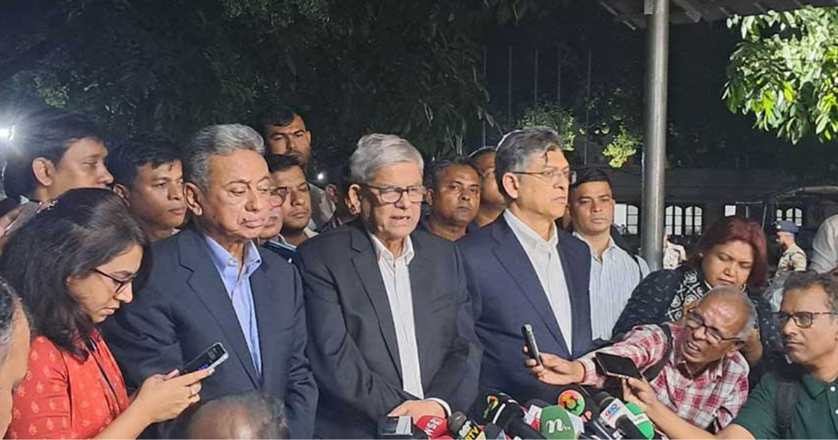 ‘অন্তর্বর্তী সরকারকে তত্ত্বাবধায়কের ভূমিকায় যেতে হবে, সরাতে হবে দলীয় লোকদের’ : মির্জা ফখরুল