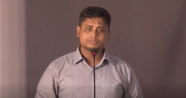 সচিবালয়ে গিয়ে রাজনৈতিক দলগুলো ডিসি ভাগাভাগি করছে : হাসনাত আবদুল্লাহ