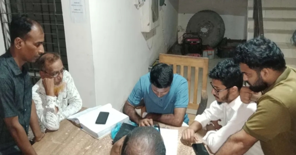 বাসের ধাক্কায় জাবি শিক্ষার্থী আহত, ৫০ হাজার টাকা ক্ষতিপূরণ