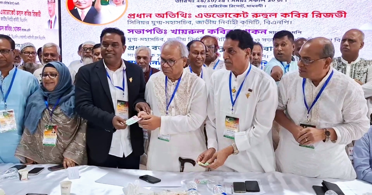 জামায়াত এখন ঘোলা পানিতে মাছ শিকারের চেষ্টা করছে: রুহুল কবির রিজভী