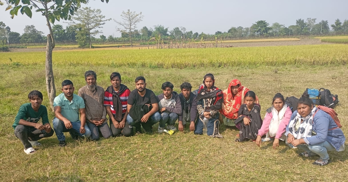 গাংনীর কাজিপুর সীমান্ত দিয়ে ১২ জনকে পুশইন